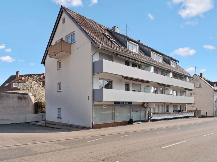 Geräumige 3-Zimmer-Wohnung mit Balkon & Gestaltungspotenzial in Degerloch – Bild 7