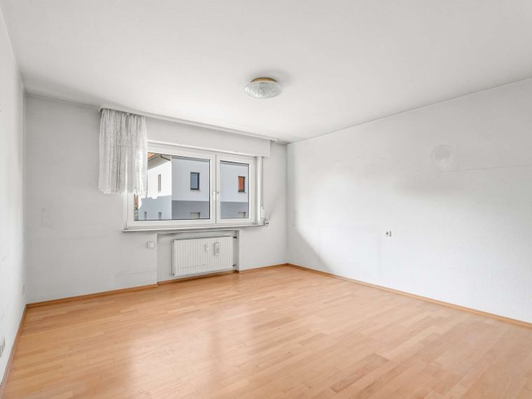 Geräumige 3-Zimmer-Wohnung mit Balkon & Gestaltungspotenzial in Degerloch – Bild 12