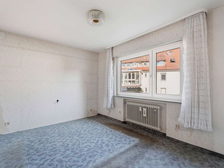 Geräumige 3-Zimmer-Wohnung mit Balkon & Gestaltungspotenzial in Degerloch – Bild 14
