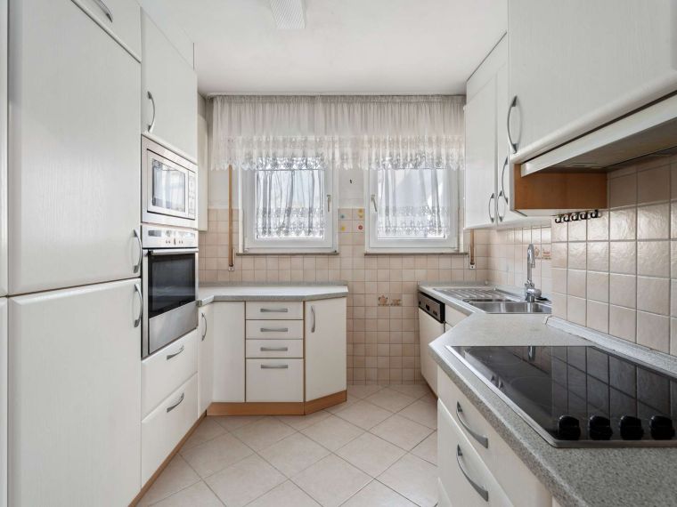 Geräumige 3-Zimmer-Wohnung mit Balkon & Gestaltungspotenzial in Degerloch – Bild 15